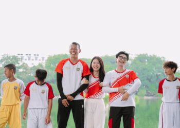 HLV Bùi Tấn Trường được “ưu ái” hơn bảo mẫu Lê Bống và MC Công Tố