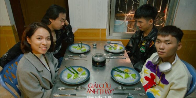 “Hiện tượng nhạc kịch” Nguyễn Phi Anh tung bộ phim bí ẩn hài đen chào sân điện ảnh