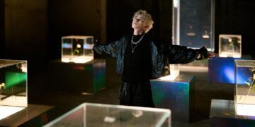 Doãn Hiếu “all-rounder” trong sản phẩm comeback Anh Sẽ Chẳng Buồn Đâu