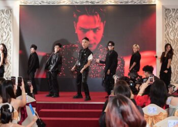 Neko Lê khóc cười cùng khán giả trong fan meeting đầu tiên của sự nghiệp ca hát 