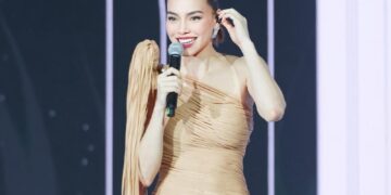 Mỹ nhân việt khoe nhan sắc đỉnh cao trong trang phục NTK Công Trí