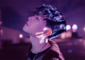 Anh Tú Atus dầm mưa lúc 5 giờ sáng để quay MV Nỗi Đau Đính Kèm