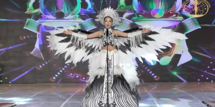Bùi Khánh Linh chia sẻ sau phần thi trang phục dân tộc tại Miss Intercontinental 2024