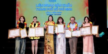  “Ngày Ấy Cổng Trời” của NSND Trịnh Kim Chi thắng lớn tại Liên hoan Sân khấu TP.HCM năm 2024