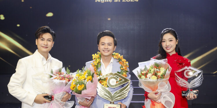 Chung kết Én Vàng Nghệ Sĩ 2024: Văn Anh giành giải Én Vàng, Hữu Tuấn, Lê Thu đồng giải Én Bạc