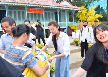 Top 2 Miss Cosmo 2024 lần đầu thực hiện hoạt động thiện nguyên lan toả yêu thương dịp Tết nguyên đán