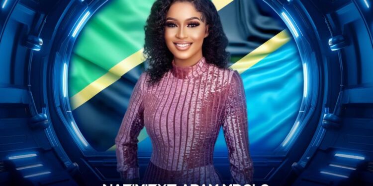 Tổ chức Miss Cosmo miễn phí bản quyền cho “chánh cung” Puteri Indonesia sau chiến thắng của hoa hậu Ketut Permata Juliastrid