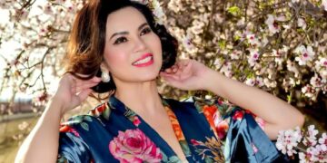 Hoa hậu Kim Hồng đưa ra triết lý 6 chữ T khi tặng hoa phụ nữ ngày 8/3