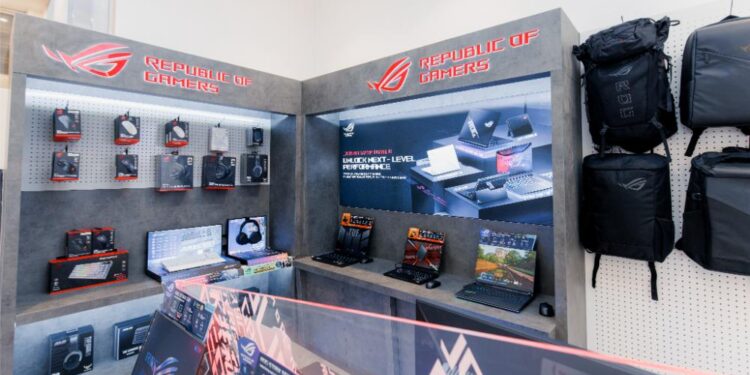 ASUS chính thức khai trương ASUS Exclusive Store đầu tiên tại Việt Nam