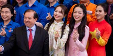 Phương Mỹ Chi và hành trình đưa âm nhạc trở thành cầu nối lan tỏa thông điệp sống tích cực