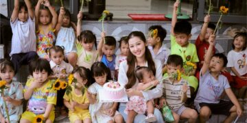 Hoa hậu Quế Anh đăng ký hiến tạng