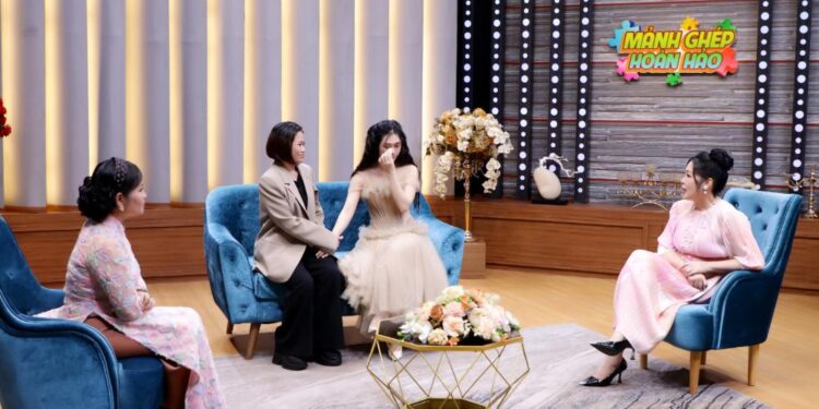 Mảnh Ghép Hoàn Hảo: Mẹ Jee Trần tiết lộ con gái bị thiệt thòi từ nhỏ