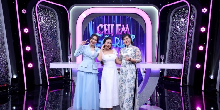 MC Phương Uyên kể chuyện mua quà báo hiếu cha mẹ nhưng cái kết “tủi thân”