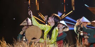 Yến Khoa khoe giọng hát ngọt ngào qua ca khúc Đêm Gành Hào Nhớ Điệu Hoài Lang