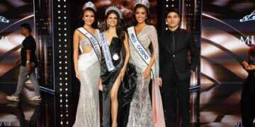 Ketut Permata Juliastrid (tata) trao vương miện cho Miss Cosmo Ấn Độ – Lộ diện thêm một đối thủ “máu chiến”