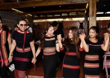 Lý Nhã Kỳ cùng dàn nghệ sĩ khám phá nét đẹp văn hóa Gia Lai: Hành trình trải nghiệm đậm đà bản sắc Tây Nguyên