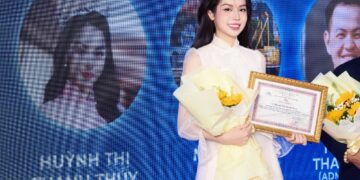    Hoa hậu Thanh Thuỷ được vinh danh “Pretty Lady Of The Year” tại Men&life Awards 2024