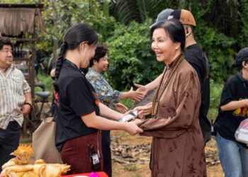 Huyền thoại Kiều Chinh tái ngộ màn ảnh trong bộ phim ” Chrysalis – Chiếc Kén “