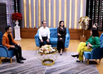 Mảnh Ghép Hoàn Hảo: Bất đồng công việc, vợ chồng trẻ xém ly hôn 3 lần