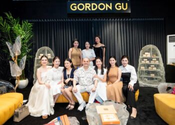 Ông trùm nội thất Dương Quốc Nam dẫn dắt “cuộc chơi nghệ thuật” quy tụ toàn tinh hoa showbiz tại “Art Meets Art”