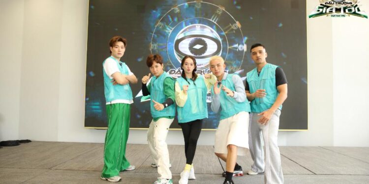 Ngô Kiến Huy tiết lộ sự thật về “thợ săn” khiến ai cũng ngã ngửa tại buổi Kick-Off Đấu Trường Gia Tốc 