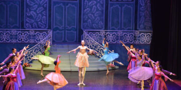    Vở vũ kịch “Cô bé Lọ Lem” nổi tiếng sẽ được biểu diễn tại Nhà hát Thành phố