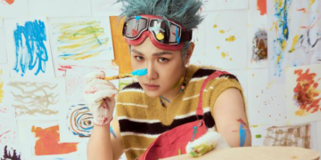 Captain Boy đánh úp fan với món quà lớn trước thềm fan meeting