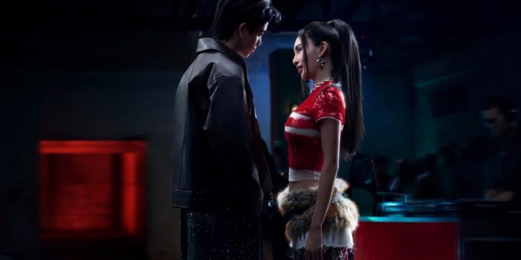 Dàn sao Việt đồng loạt chúc mừng LEXXY khi ra mắt MV Bật đèn xanh