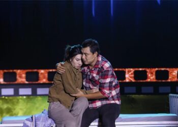 Giám khảo Phương Điền khen ngợi Phương Uyên bản lĩnh, làm chủ tốt sân khấu