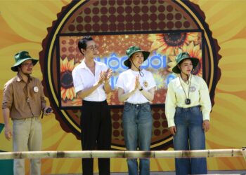 Cuộc đời nở hoa tập 9: Bé gái tan máu bẩm sinh và ước mơ của bé trai không hậu môn lấy nước mắt khán giả