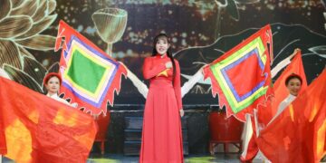 Yến Khoa thổi hồn dân gian vào sân khấu Đánh Thức Đam Mê 2025, gây ấn tượng mạnh với múa rồng, cờ ngũ sắc và trống hội