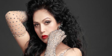 “Cơn Mưa Hạ” – Lâm Thúy Vân chính thức tái ngộ khán giả quê nhà sau hơn 30 năm tỏa sáng nơi xứ người