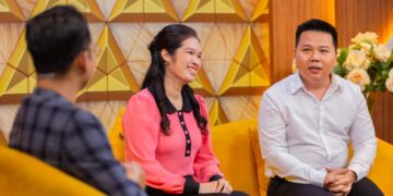 Thuận Vợ Thuận Chồng: Chở bạn gái về giữa đêm, anh trai đối mặt với làn sóng phản đối từ gia đình bạn gái