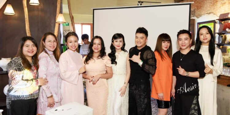 Cao Thái Sơn ra mắt “Cứ khóc hết đi em” – Giọng hát không chỉ để hát, mà để chữa lành