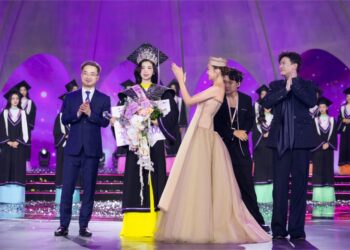 Dược Sĩ Tiến kiến tạo đêm chung kết Hoa khôi Sinh viên Việt Nam 2024 đầy bùng nổ và ấn tượng