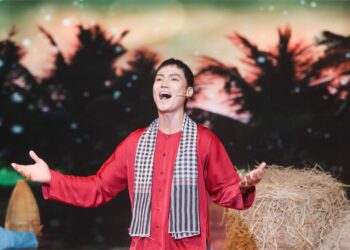 Giám khảo Vũ Thành Vinh thích thú với màn trình diễn cực sôi động của Lê Minh Thuấn