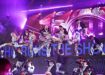 Châu Bùi Biến Livestage 4 Của Em Xinh Say Hi thành thế giới Cyberpunk đậm chất tương lai