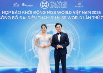 Cùng Team The TV face 2025, Ngô Ngọc Gia Hân làm MC thảm đỏ Miss World 2025