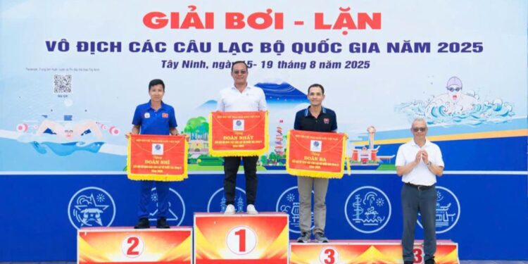 Bế mạc Giải Bơi- Lặn Vô địch các CLB Quốc gia 2025: TP.HCM và Hà Nội khẳng định vị thế dẫn đầu