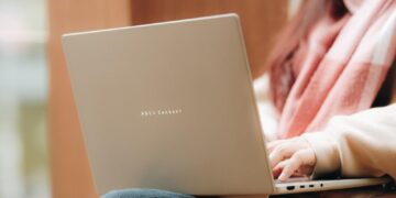 ASUS sẵn sàng cho mùa tựu trường 2025 với loạt laptop AI mỏng nhẹ, hiệu năng cao