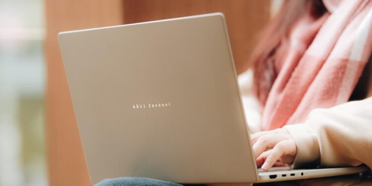 ASUS sẵn sàng cho mùa tựu trường 2025 với loạt laptop AI mỏng nhẹ, hiệu năng cao