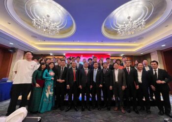 Phim “Sài Gòn Oppa” của đạo diễn Park Gyu-Tae ký biên bản hợp tác sản xuất tại “Tọa Đàm Việt Nam – Hàn Quốc về hợp tác phát triển công nghiệp văn hóa”