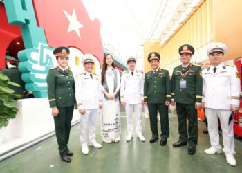 Hoa hậu Bảo Ngọc góp mặt tại triển lãm thành tựu đất nước và chuẩn bị cho ngày diễu binh lịch sử