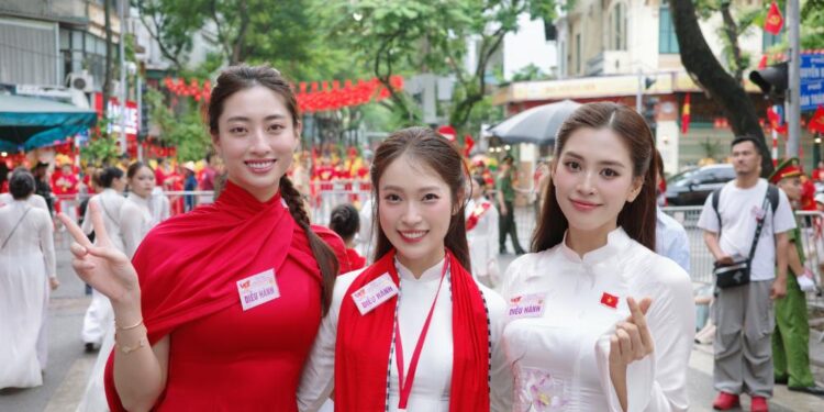 Ba đại diện Miss World Vietnam tham gia Tổng duyệt A80