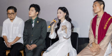  Hòa Minzy cỗ máy tạo hit và nhạc sĩ nhiều “tỷ view” Nguyễn Văn Chung thực hiện MV tri ân Mẹ Việt Nam Anh hùng