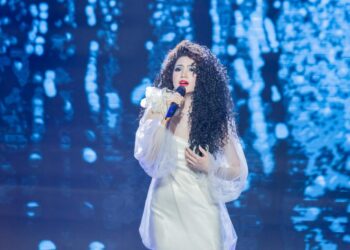 “Bản sao” cố danh ca Ngọc Lan – ca sĩ Mỹ Oanh được bạn đăng ký đi thi và cả hai tiến thẳng vào chung kết Biến Hóa Bất Ngờ