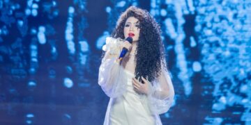 “Bản sao” cố danh ca Ngọc Lan – ca sĩ Mỹ Oanh được bạn đăng ký đi thi và cả hai tiến thẳng vào chung kết Biến Hóa Bất Ngờ