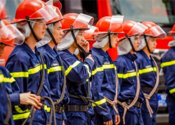 Trailer tập 3 Chiến sĩ quả cảm: Căng như dây đàn, dàn cast liên tục ngất xỉu vì kiệt sức?