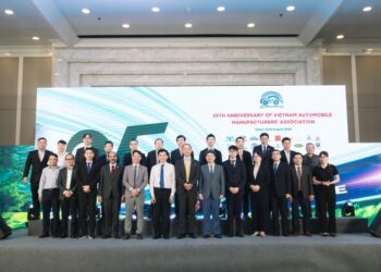 Hiệp hội các nhà sản xuất Ô Tô Việt Nam tổ chức lễ kỷ niệm 25 năm thành lập