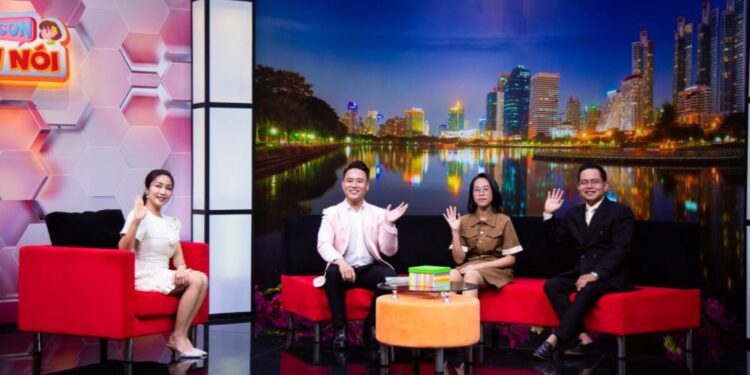 Mẹ có chồng mới, cô bé 13 tuổi chỉ gặp được mẹ vào cuối tuần